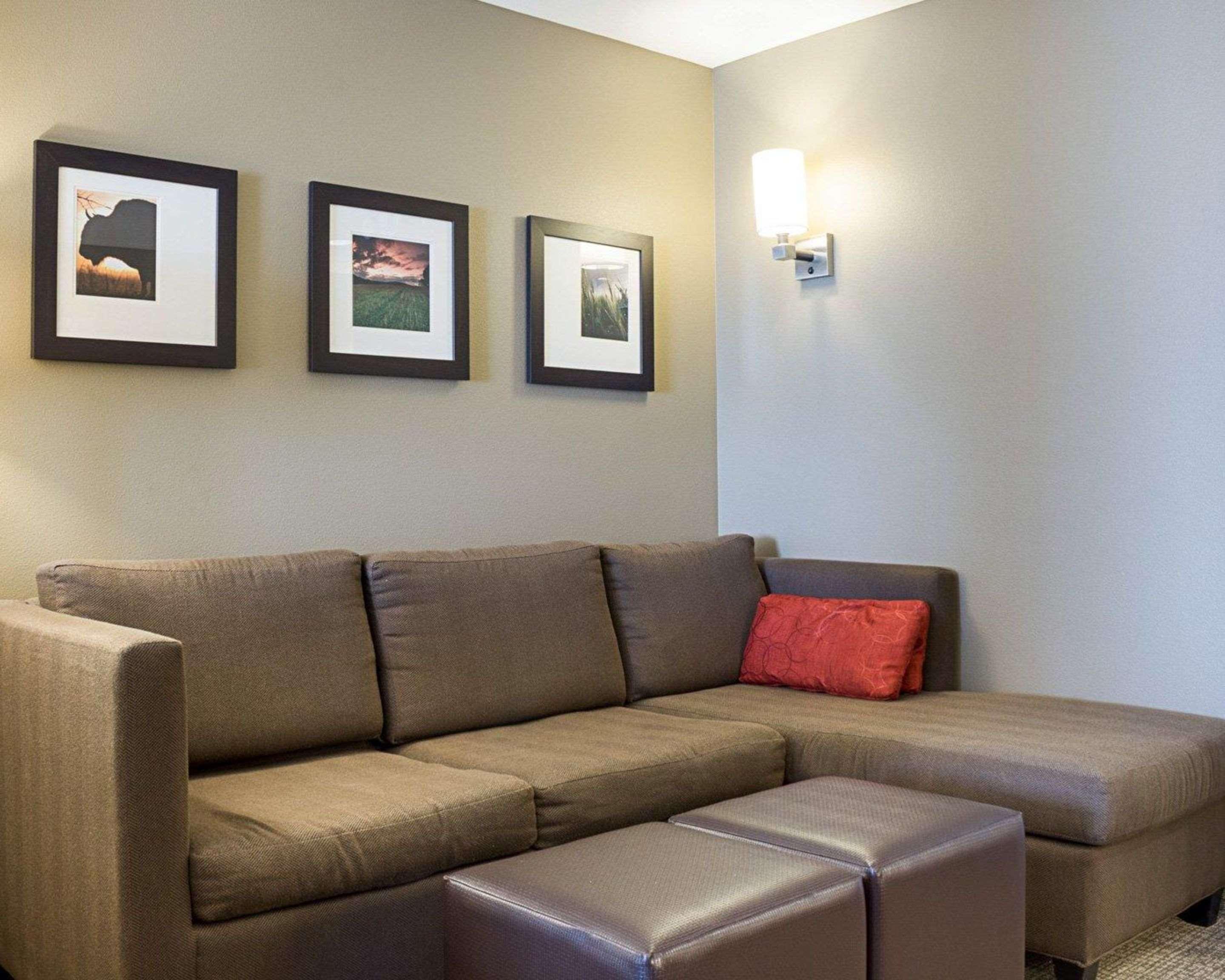 Comfort Suites Fargo Medical Center Εξωτερικό φωτογραφία