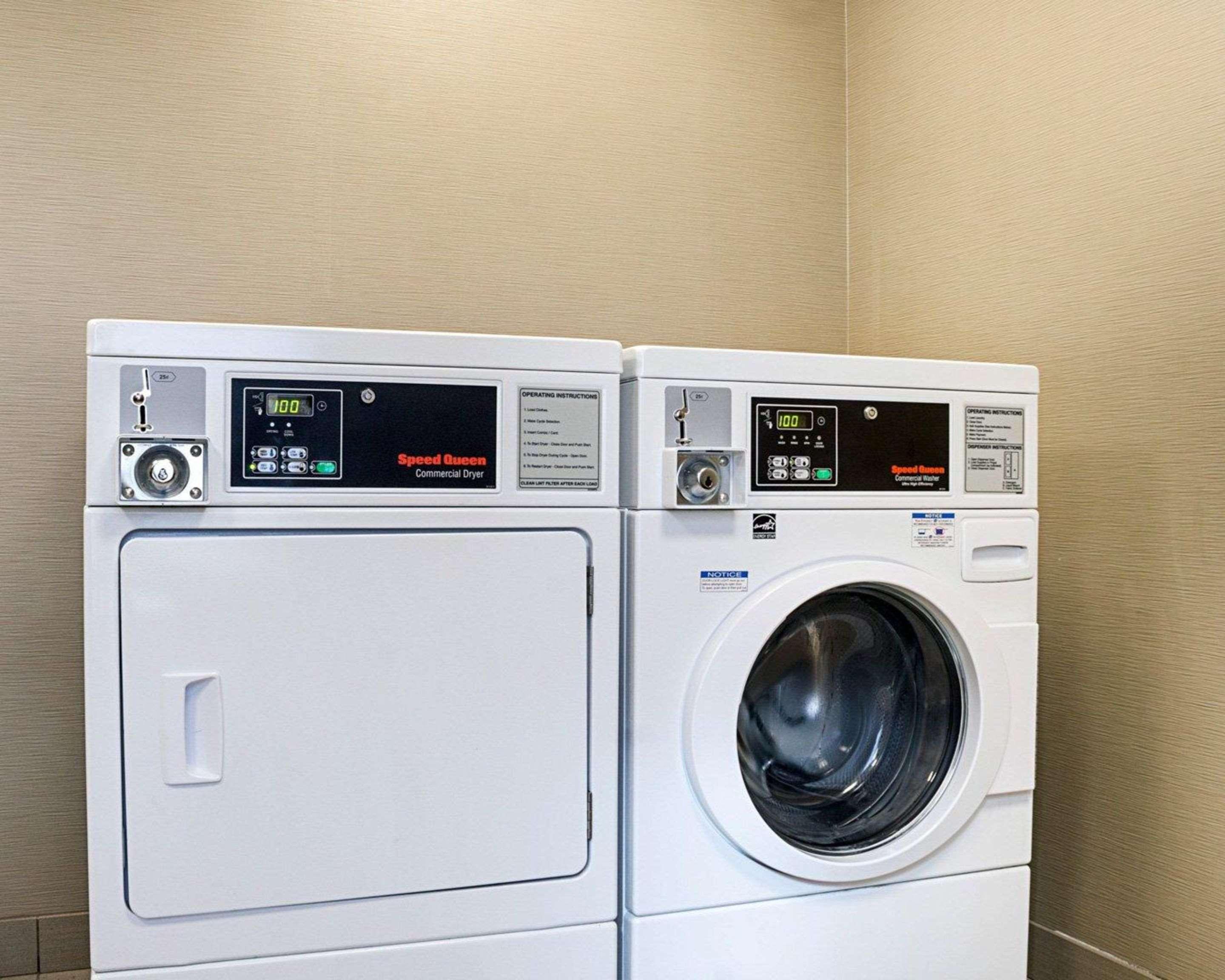 Comfort Suites Fargo Medical Center Εξωτερικό φωτογραφία