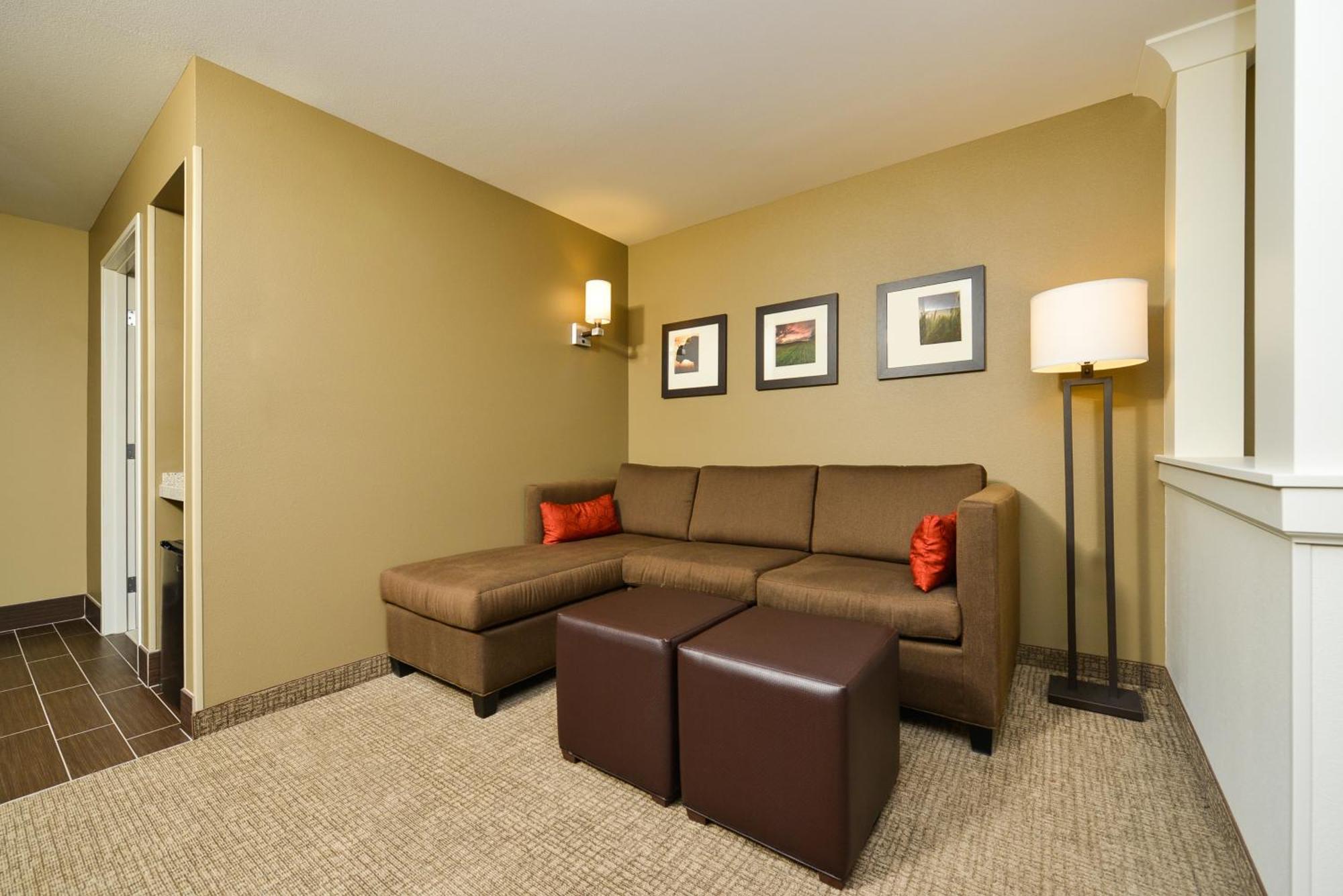 Comfort Suites Fargo Medical Center Εξωτερικό φωτογραφία