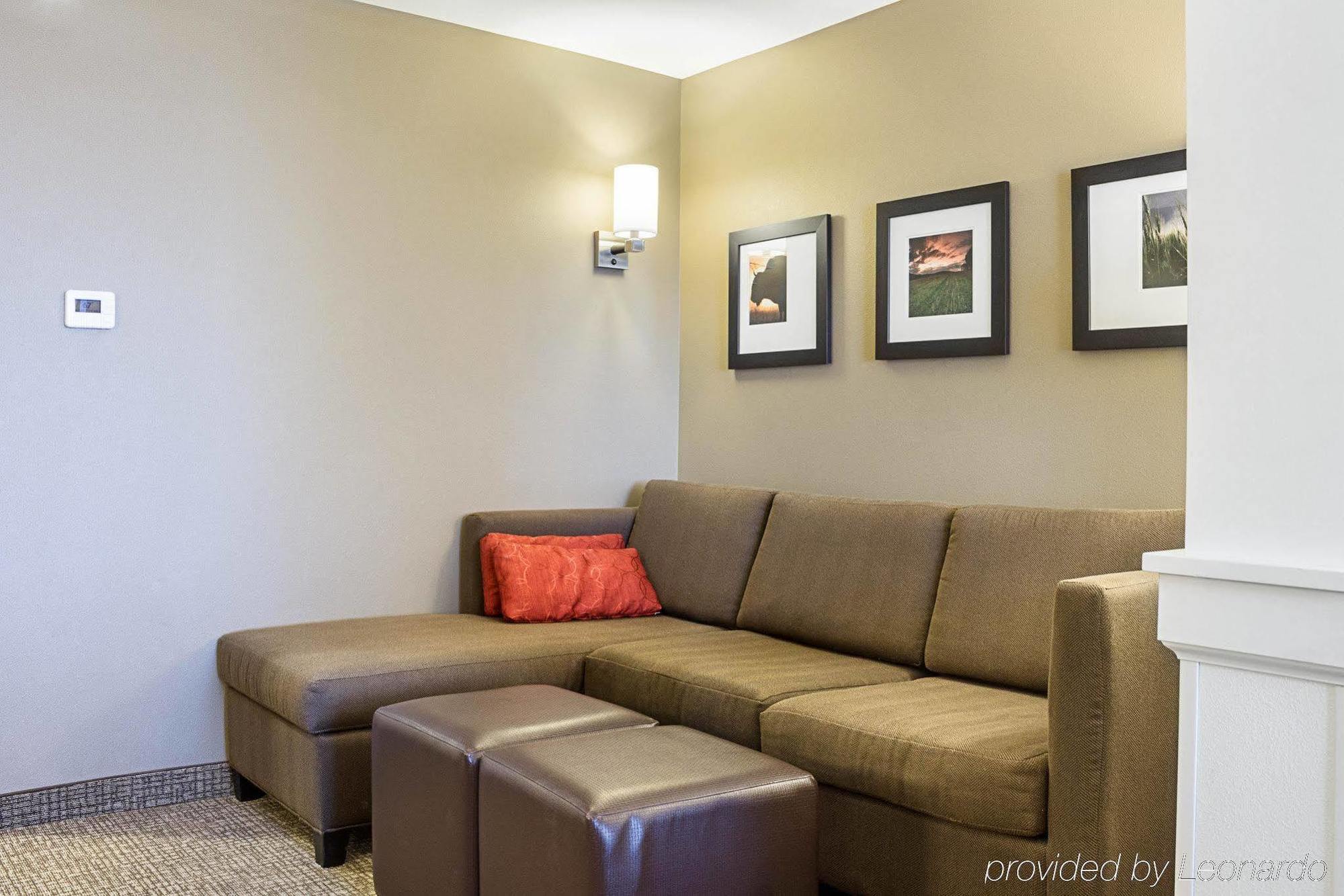 Comfort Suites Fargo Medical Center Εξωτερικό φωτογραφία